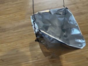 tin foil container to drink water and cook purifying